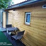 Csillaghegyi Oazis Hytte *