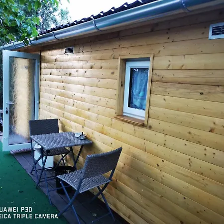 Csillaghegyi Oazis Lodge *